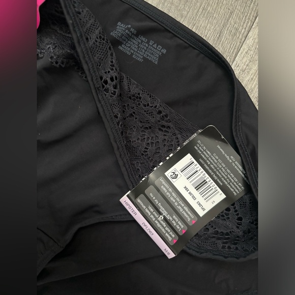 Gilligan & O’Malley Lace Cheeky and Bali Lace Desire Hipster - Picture 7 of 7